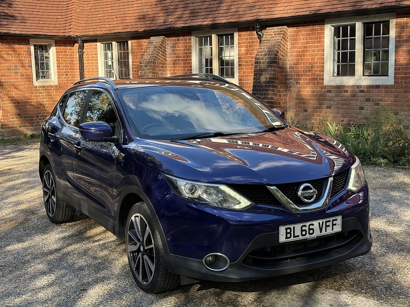 Nissan Qashqai 1.2 DIG-T Tekna SUV 5dr Petrol XTRON 2WD Euro 6 (s/s) (115 ps) - U10003340