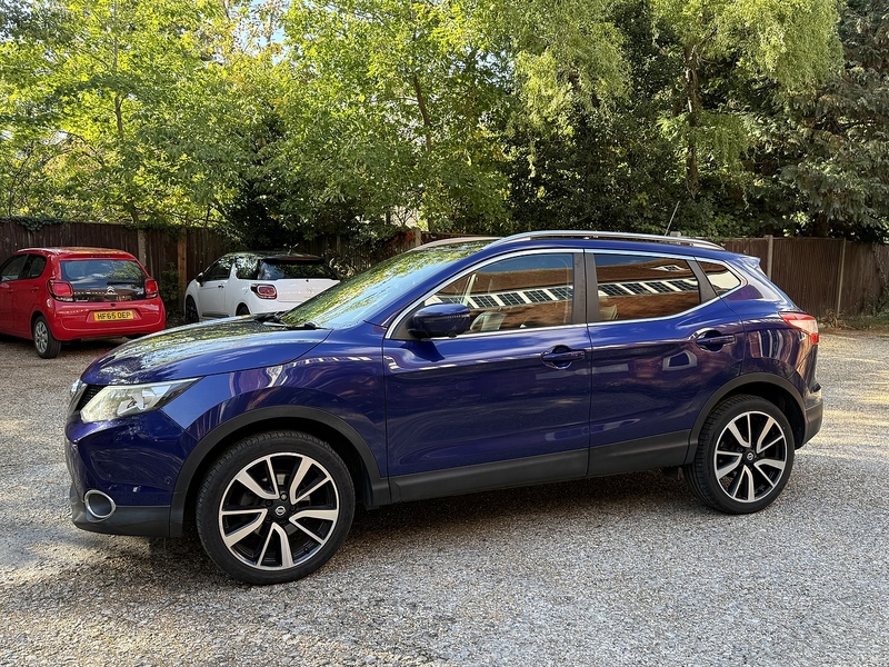 Nissan Qashqai 1.2 DIG-T Tekna SUV 5dr Petrol XTRON 2WD Euro 6 (s/s) (115 ps) - U10003340