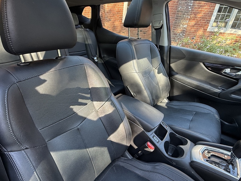 Nissan Qashqai 1.2 DIG-T Tekna SUV 5dr Petrol XTRON 2WD Euro 6 (s/s) (115 ps) - U10003340