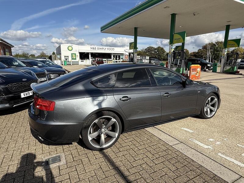 Audi A5 1.8 TFSI Black Edition Plus Sportback 5dr Petrol Multitronic Euro 6 (s/s) (170 ps) - U10003341
