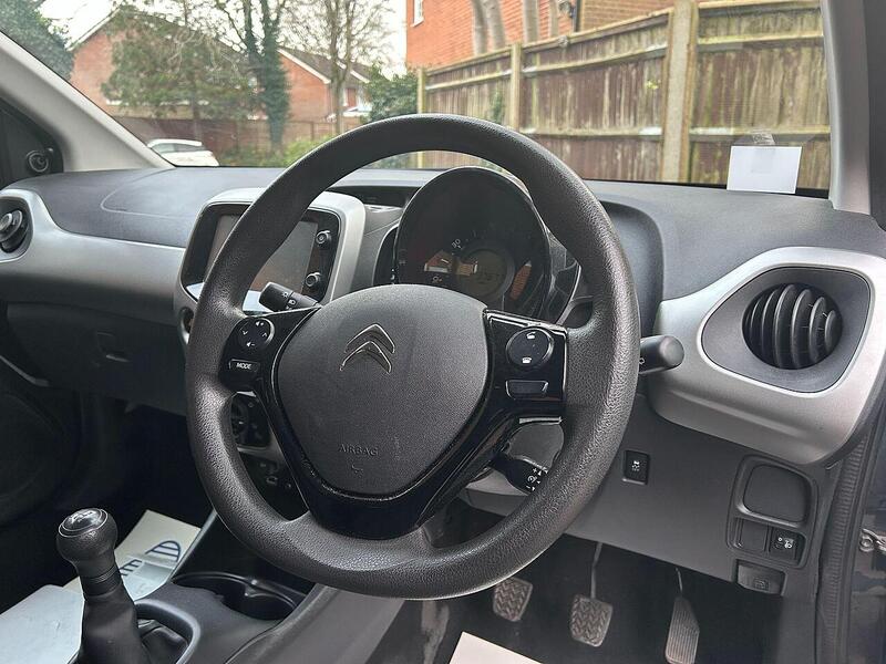 Citroen C1 1.2 PureTech Furio Hatchback 3dr Petrol Manual Euro 6 (82 ps) - U10003342