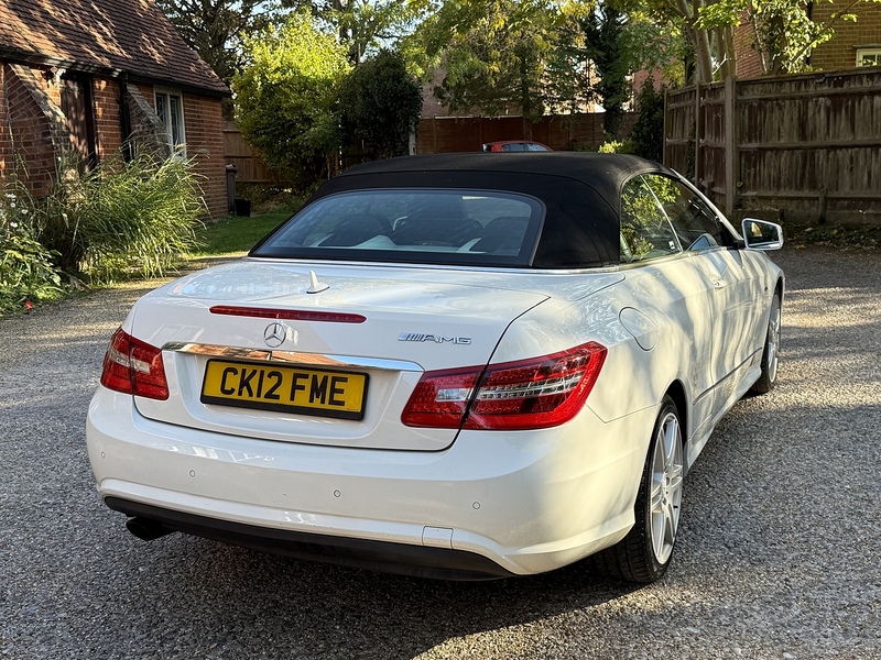 Mercedes-Benz E Class 2.1 E220 CDI BlueEfficiency Sport Cabriolet 2dr Diesel G-Tronic+ Euro 5 (s/s) (170 ps) - U10003345