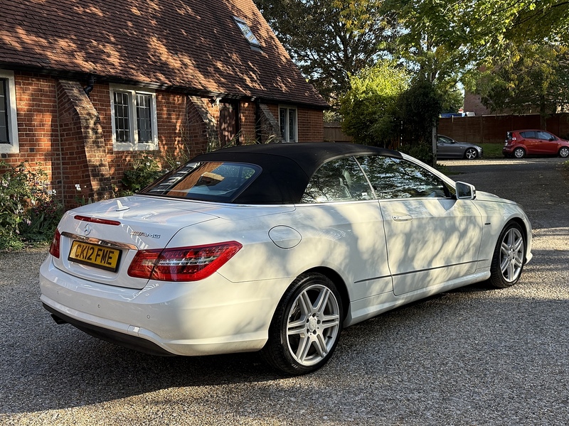 Mercedes-Benz E Class 2.1 E220 CDI BlueEfficiency Sport Cabriolet 2dr Diesel G-Tronic+ Euro 5 (s/s) (170 ps) - U10003345