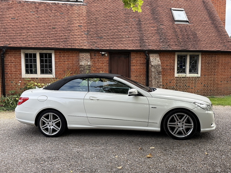 Mercedes-Benz E Class 2.1 E220 CDI BlueEfficiency Sport Cabriolet 2dr Diesel G-Tronic+ Euro 5 (s/s) (170 ps) - U10003345