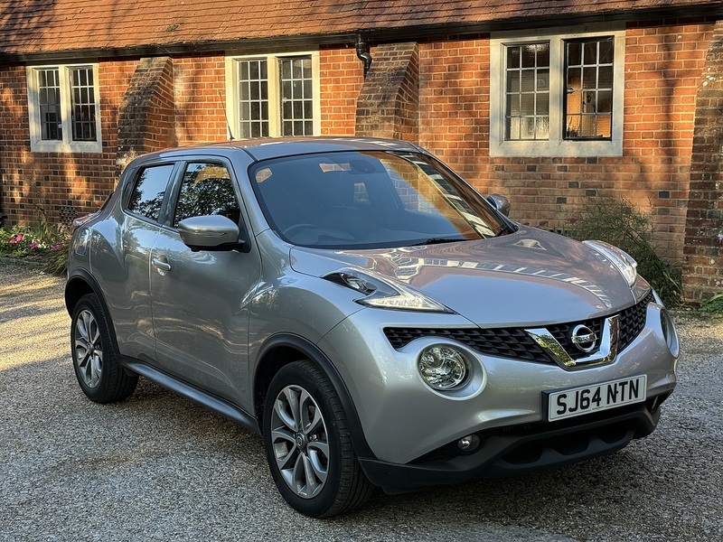 Nissan Juke 1.2 DIG-T Tekna SUV 5dr Petrol Manual Euro 5 (s/s) Euro 5 (115 ps) - U10003349