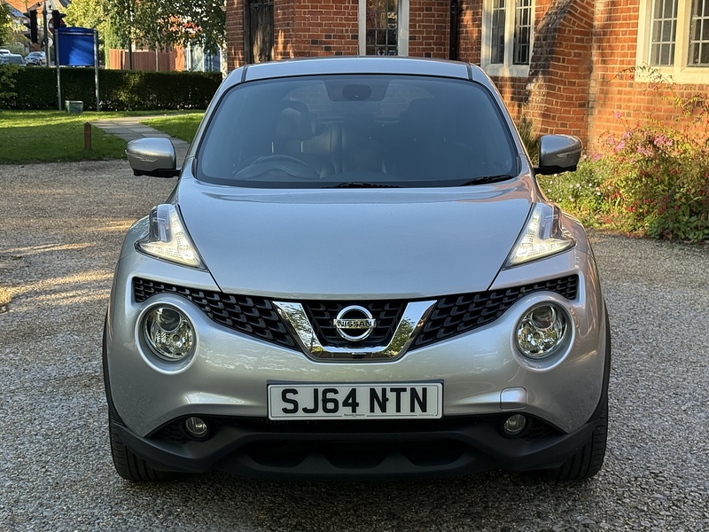 Nissan Juke 1.2 DIG-T Tekna SUV 5dr Petrol Manual Euro 5 (s/s) Euro 5 (115 ps) - U10003349