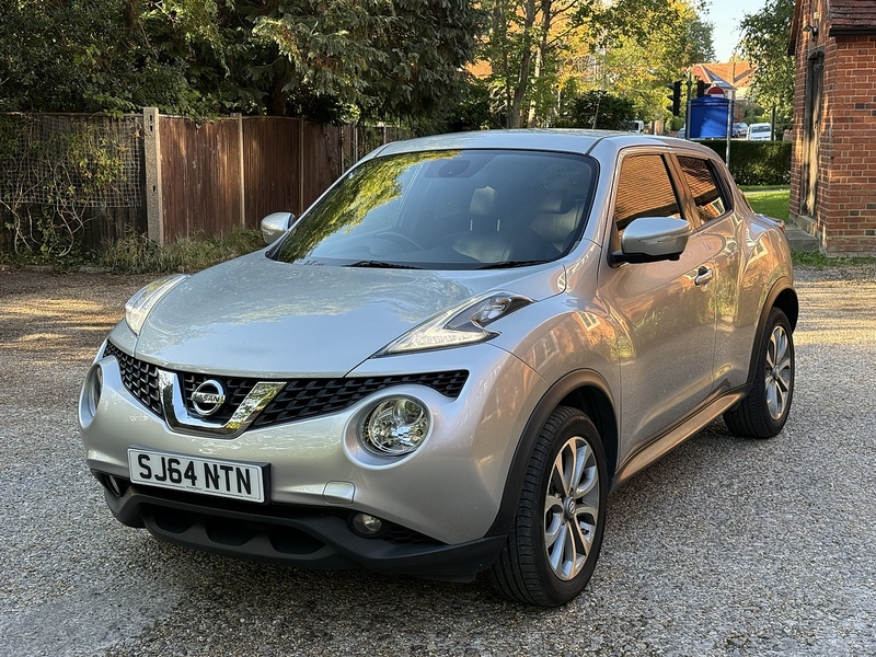 Nissan Juke 1.2 DIG-T Tekna SUV 5dr Petrol Manual Euro 5 (s/s) Euro 5 (115 ps) - U10003349