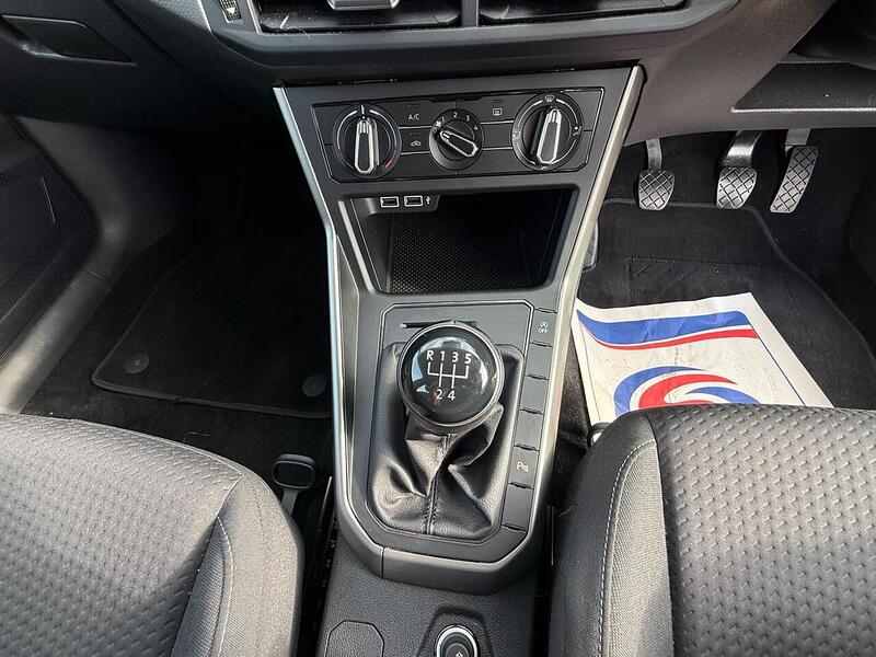 Volkswagen Polo 1.0 TSI SE Hatchback 5dr Petrol Manual Euro 6 (s/s) (95 ps) - U10003354