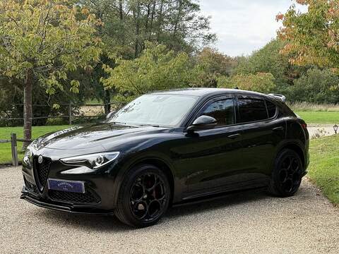 Alfa Romeo Stelvio 2.0T Veloce SUV 5dr Petrol Auto Q4 AWD Euro 6 (s/s) (280 ps) - U10003357