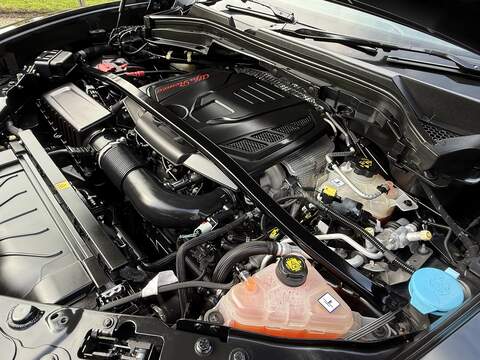 Alfa Romeo Stelvio 2.0T Veloce SUV 5dr Petrol Auto Q4 AWD Euro 6 (s/s) (280 ps) - U10003357