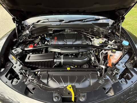 Alfa Romeo Stelvio 2.0T Veloce SUV 5dr Petrol Auto Q4 AWD Euro 6 (s/s) (280 ps) - U10003357