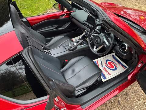 Mazda MX-5 RF 1.5 SKYACTIV-G Sport Nav Convertible 2dr Petrol Manual Euro 6 (131 ps) - U10003359