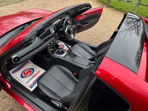Mazda MX-5 RF 1.5 SKYACTIV-G Sport Nav Convertible 2dr Petrol Manual Euro 6 (131 ps) - U10003359