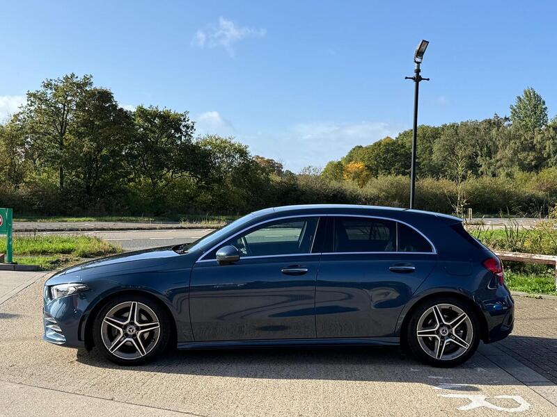Mercedes-Benz A Class 1.3 A180 AMG Line (Premium Plus) 7G-DCT Euro 6 (s/s) 5dr - U10003364