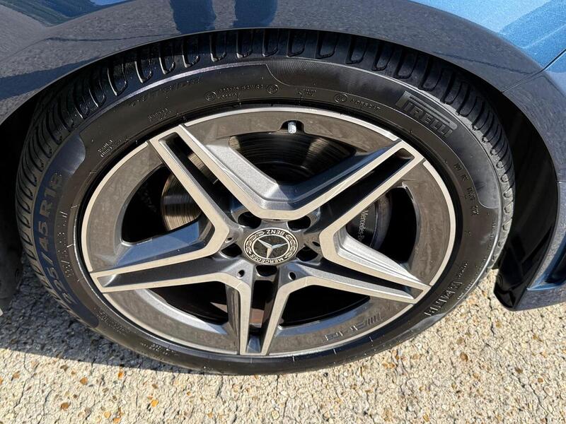 Mercedes-Benz A Class 1.3 A180 AMG Line (Premium Plus) 7G-DCT Euro 6 (s/s) 5dr - U10003364