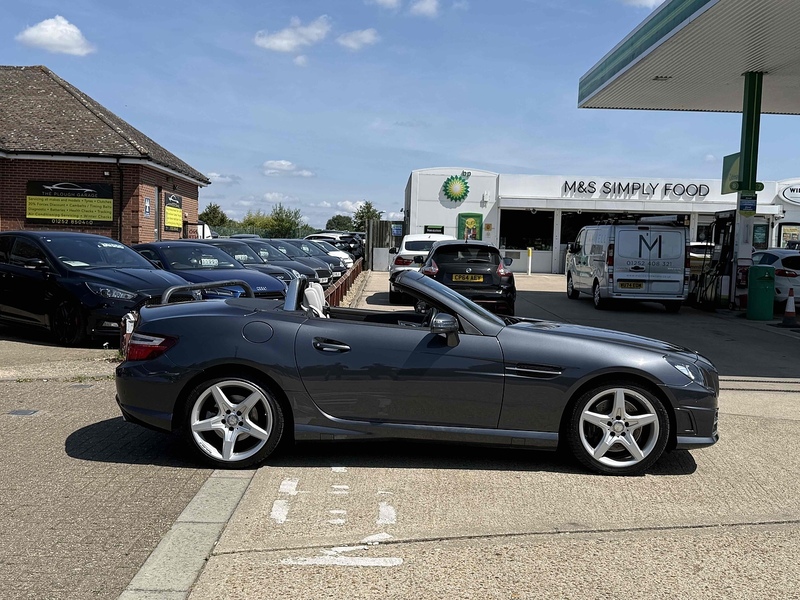 Mercedes-Benz SLK SLK200 AMG Sport Convertible 1.8 Automatic Petrol - U10003367