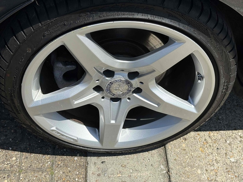 Mercedes-Benz SLK SLK200 AMG Sport Convertible 1.8 Automatic Petrol - U10003367