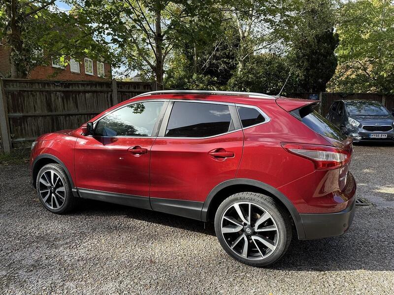 Nissan Qashqai dCi Tekna SUV 1.5 Manual Diesel - U10003370