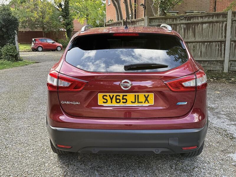 Nissan Qashqai dCi Tekna SUV 1.5 Manual Diesel - U10003370