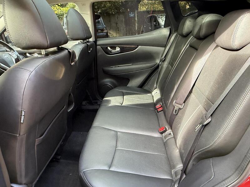 Nissan Qashqai dCi Tekna SUV 1.5 Manual Diesel - U10003370