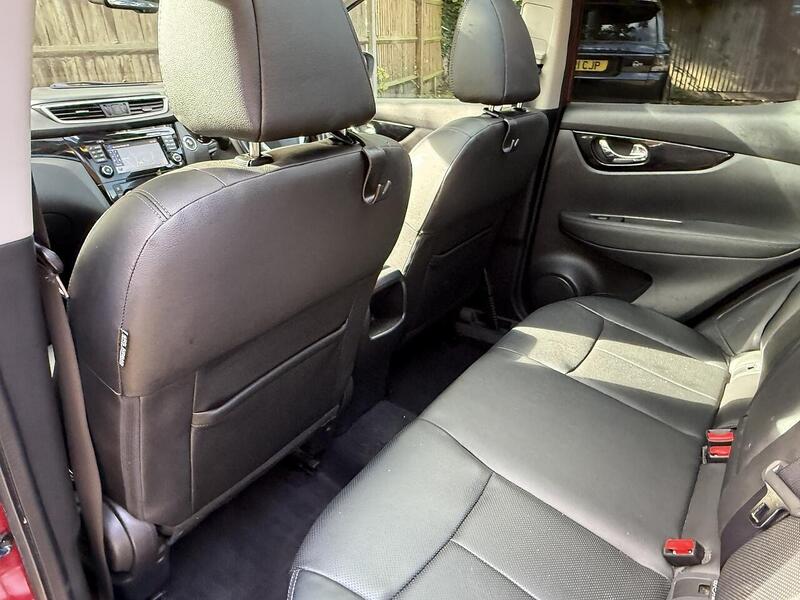 Nissan Qashqai dCi Tekna SUV 1.5 Manual Diesel - U10003370