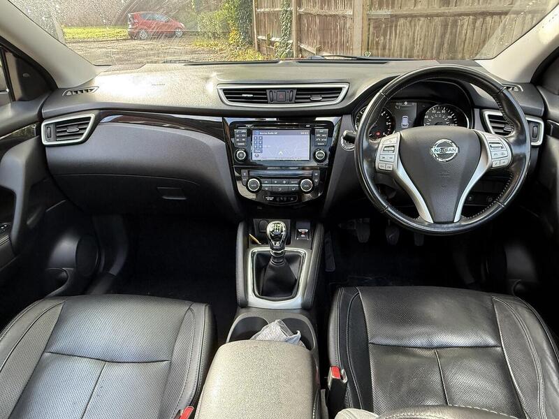 Nissan Qashqai dCi Tekna SUV 1.5 Manual Diesel - U10003370