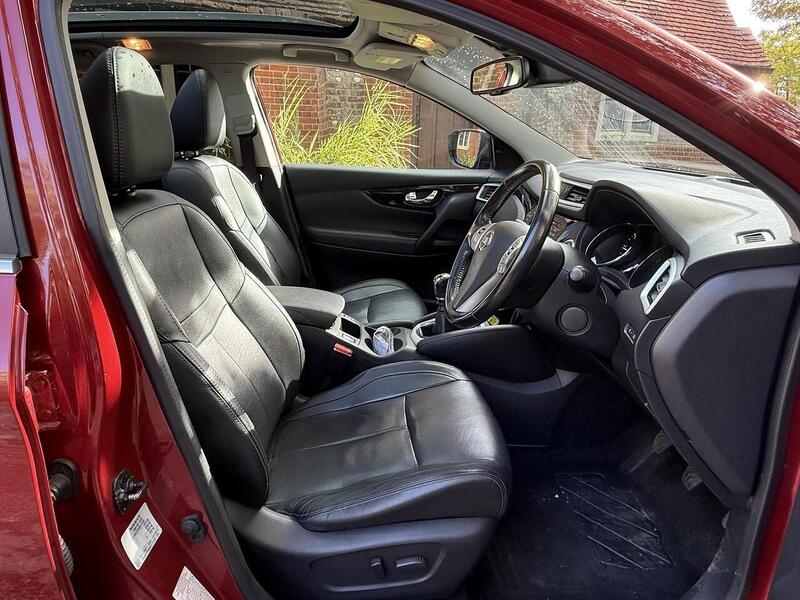 Nissan Qashqai dCi Tekna SUV 1.5 Manual Diesel - U10003370