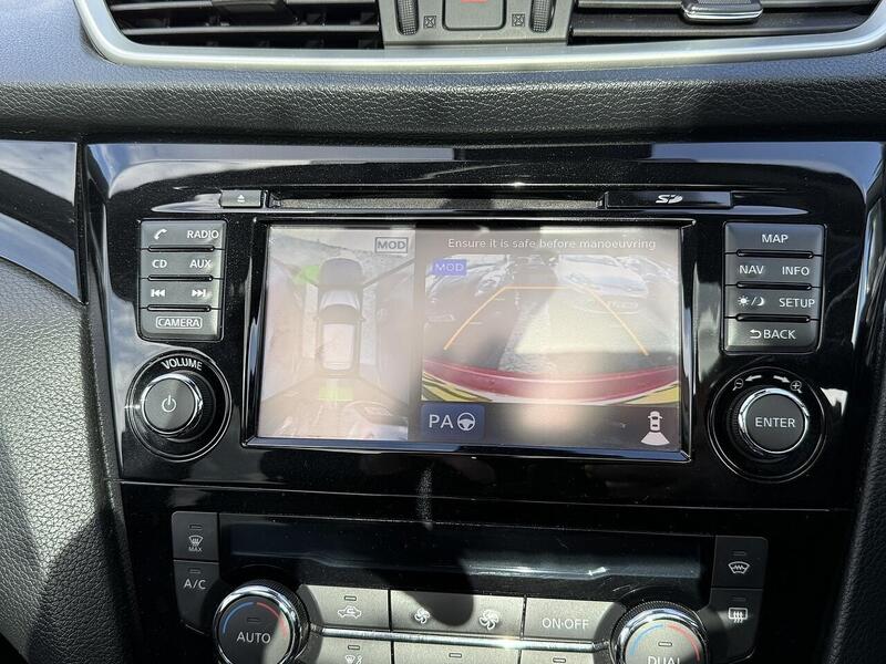 Nissan Qashqai dCi Tekna SUV 1.5 Manual Diesel - U10003370