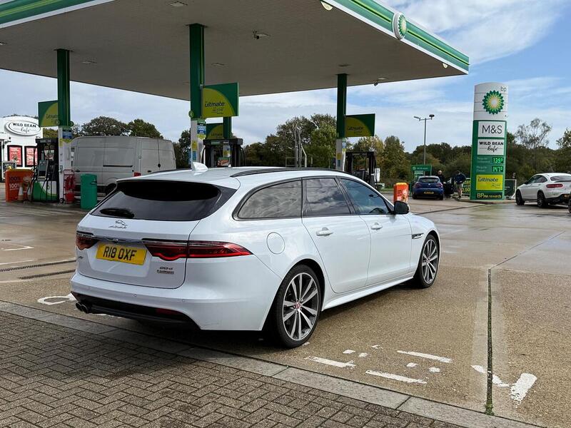 Jaguar XF 2.0d R-Sport Sportbrake Auto Euro 6 (s/s) 5dr - U10003371