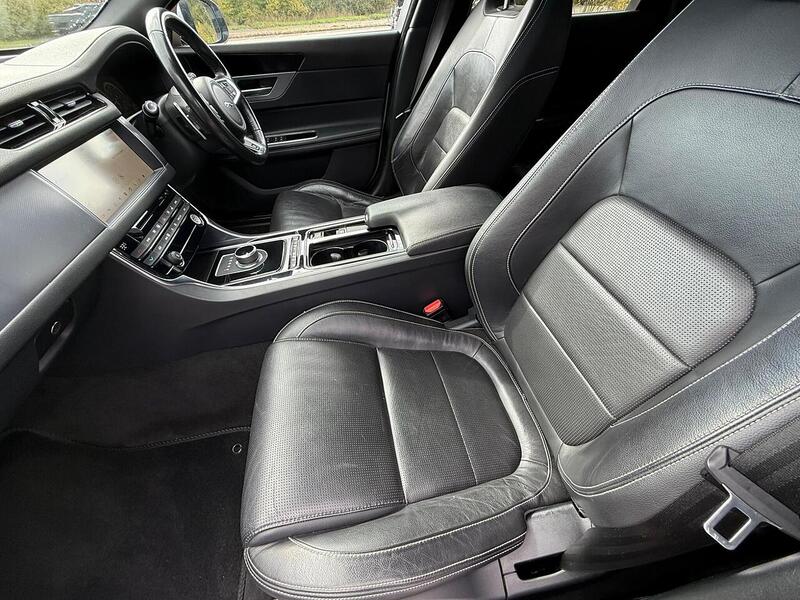 Jaguar XF 2.0d R-Sport Sportbrake Auto Euro 6 (s/s) 5dr - U10003371