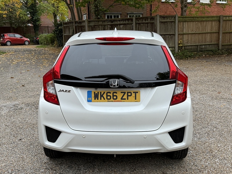 Honda Jazz 1.3 i-VTEC EX Navi Hatchback 5dr Petrol Manual Euro 6 (s/s) (102 ps) - U10003375
