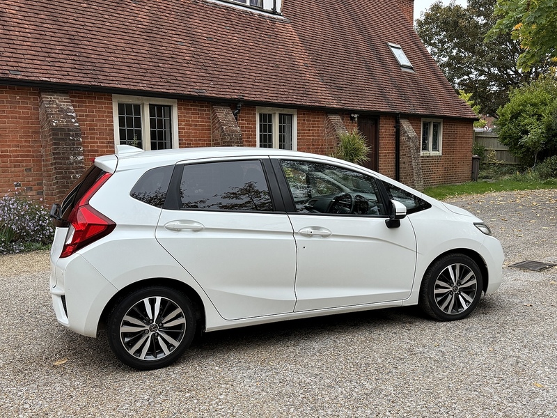 Honda Jazz 1.3 i-VTEC EX Navi Hatchback 5dr Petrol Manual Euro 6 (s/s) (102 ps) - U10003375