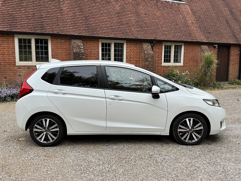 Honda Jazz 1.3 i-VTEC EX Navi Hatchback 5dr Petrol Manual Euro 6 (s/s) (102 ps) - U10003375