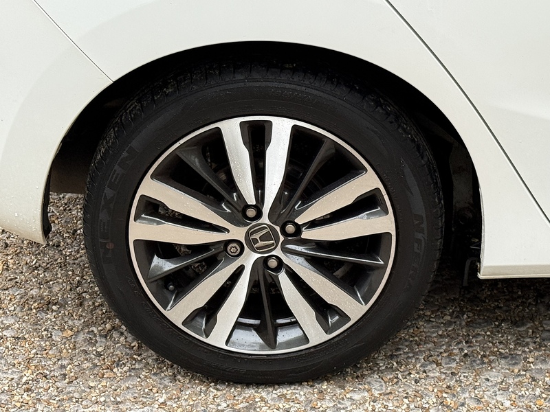 Honda Jazz 1.3 i-VTEC EX Navi Hatchback 5dr Petrol Manual Euro 6 (s/s) (102 ps) - U10003375