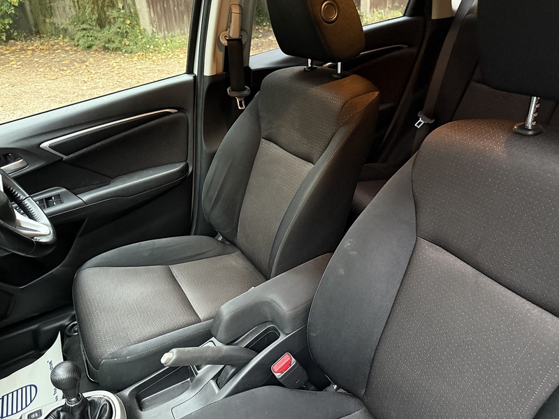 Honda Jazz 1.3 i-VTEC EX Navi Hatchback 5dr Petrol Manual Euro 6 (s/s) (102 ps) - U10003375