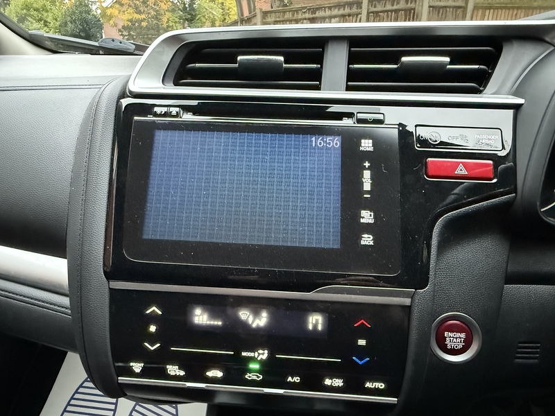 Honda Jazz 1.3 i-VTEC EX Navi Hatchback 5dr Petrol Manual Euro 6 (s/s) (102 ps) - U10003375