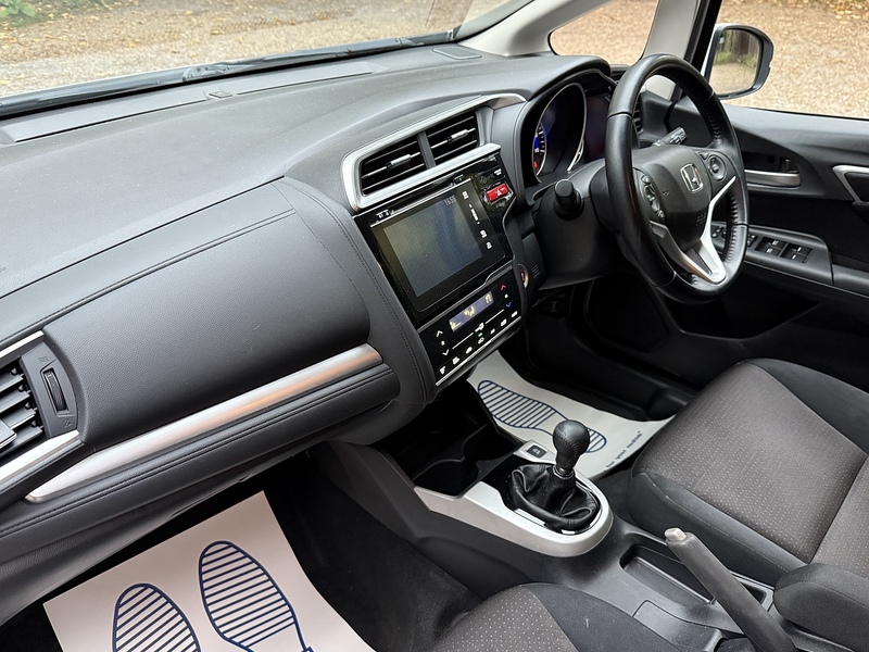 Honda Jazz 1.3 i-VTEC EX Navi Hatchback 5dr Petrol Manual Euro 6 (s/s) (102 ps) - U10003375