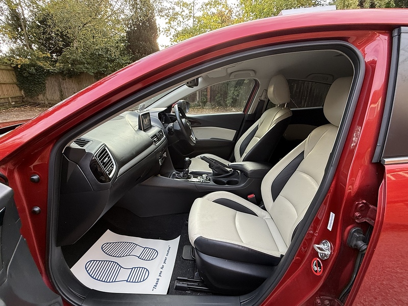 Mazda Mazda3 2.0 SKYACTIV-G Sport Nav Hatchback 5dr Petrol Manual Euro 5 (s/s) (165 ps) - U10003377