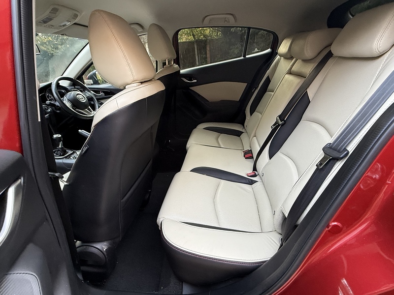 Mazda Mazda3 2.0 SKYACTIV-G Sport Nav Hatchback 5dr Petrol Manual Euro 5 (s/s) (165 ps) - U10003377