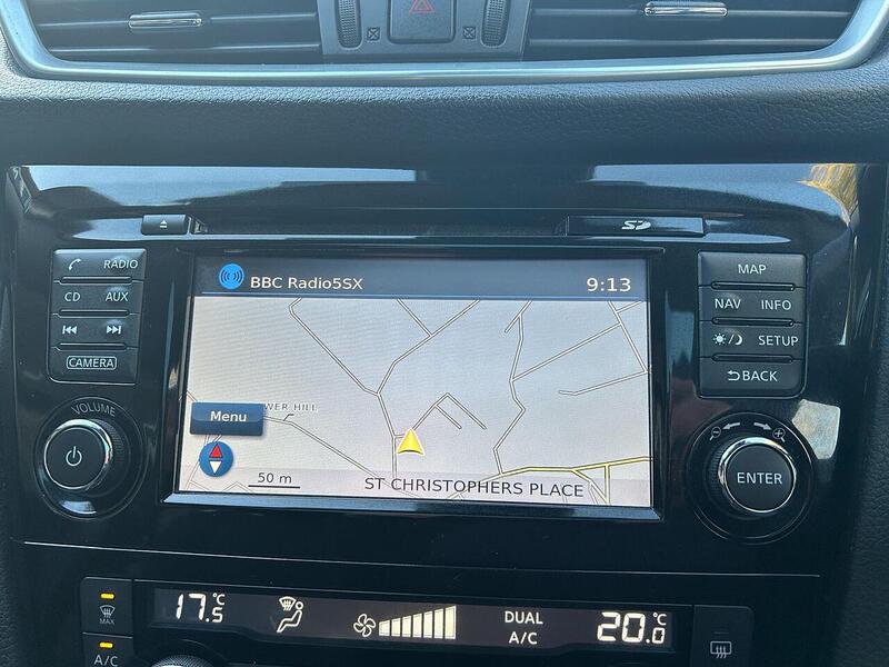 Nissan Qashqai 1.2 DIG-T N-Connecta SUV 5dr Petrol Manual Euro 6 (s/s) (115 ps) - U10003380