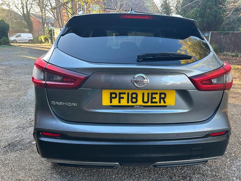 Nissan Qashqai 1.2 DIG-T N-Connecta SUV 5dr Petrol Manual Euro 6 (s/s) (115 ps) - U10003380