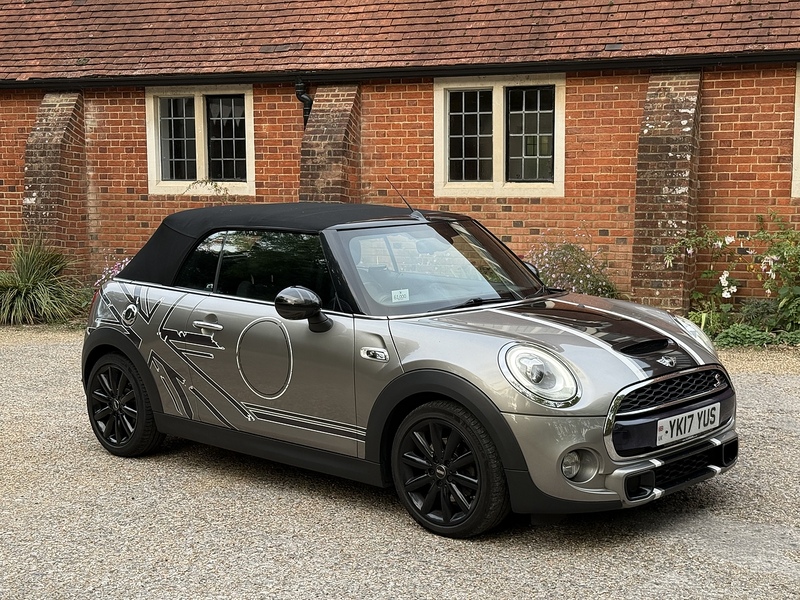 MINI Convertible 2.0 Cooper S Convertible 2dr Petrol Manual Euro 6 (s/s) (192 ps) - U10003381