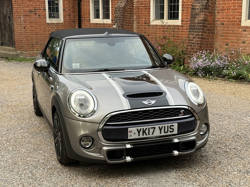 MINI Convertible 2.0 Cooper S Convertible 2dr Petrol Manual Euro 6 (s/s) (192 ps) - U10003381