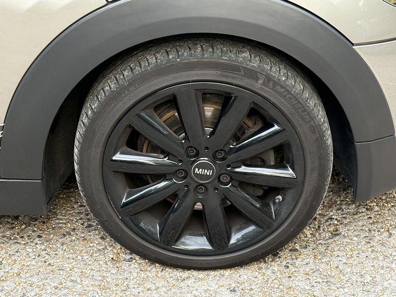 MINI Convertible 2.0 Cooper S Convertible 2dr Petrol Manual Euro 6 (s/s) (192 ps) - U10003381