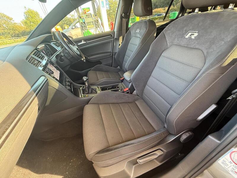 Volkswagen Golf 2.0 TSI R Hatchback 5dr Petrol Manual 4Motion Euro 6 (s/s) (310 ps) - U10003382