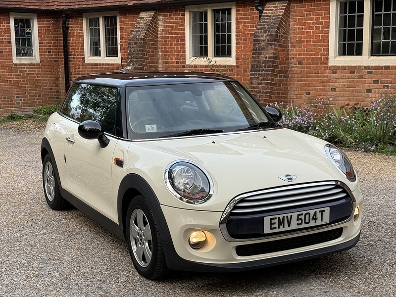 MINI Hatch 1.5 Cooper Hatchback 3dr Petrol Manual Euro 6 (s/s) (136 ps) - U10003384