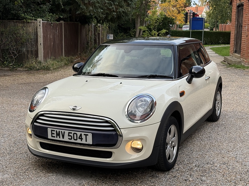 MINI Hatch 1.5 Cooper Hatchback 3dr Petrol Manual Euro 6 (s/s) (136 ps) - U10003384