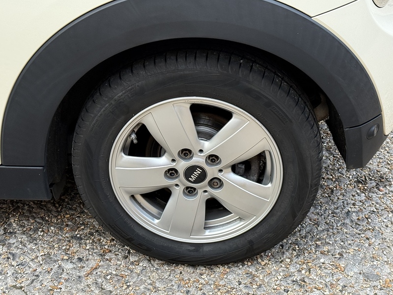 MINI Hatch 1.5 Cooper Hatchback 3dr Petrol Manual Euro 6 (s/s) (136 ps) - U10003384