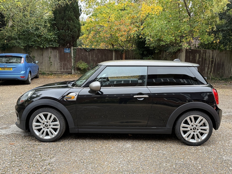 MINI Hatch 1.5 Cooper Seven Hatchback 3dr Petrol Manual Euro 6 (s/s) (136 ps) - U10003386