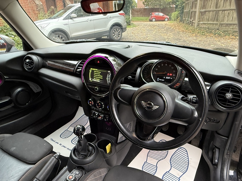 MINI Hatch 1.5 Cooper Seven Hatchback 3dr Petrol Manual Euro 6 (s/s) (136 ps) - U10003386